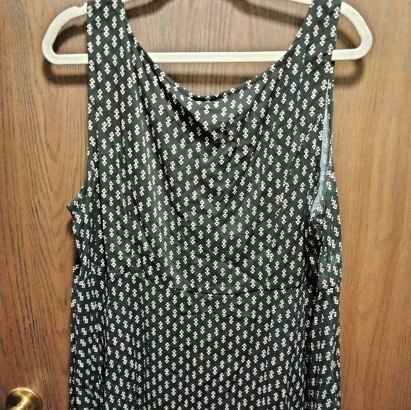 NWT Torrid Fit And Flare Sleeveless Top - Picture 7 of 7